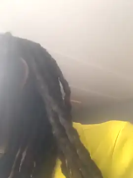 Azelia 33 online show from April 14, 11:49 am