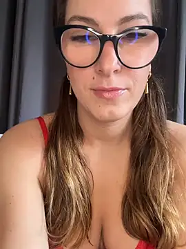 Snapshot of Miarose_gabani chatting on June 29, 3:23 pm Miarose gabani online show from June 29, 3:23 pm