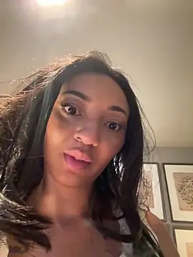 Leah-Lux online show from April 9, 12:43 am