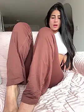 Snapshot of lunasex06 chatting on May 5, 1:30 pm lunasex06 online show from May 5, 1:30 pm