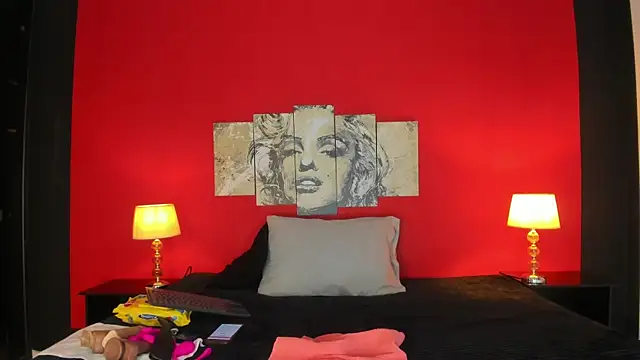LucianaMadura1 online show from April 17, 5:27 pm