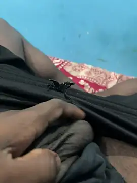 Snapshot of telugu_black_cock chatting on April 27, 7:34 pm telugu black cock online show from April 27, 7:34 pm