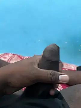 Snapshot of telugu_black_cock chatting on April 29, 9:35 am telugu black cock online show from April 29, 9:35 am