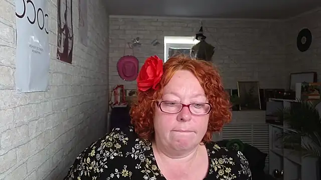 Fara Flutte online show from June 3, 5:32 am