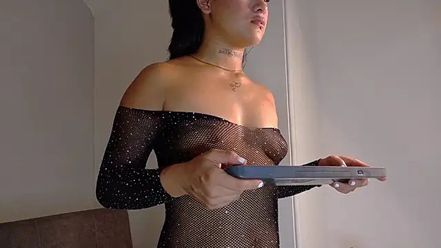 Snapshot of MatildaTaylor__ chatting on May 23, 7:18 pm MatildaTaylor online show from May 23, 7:18 pm