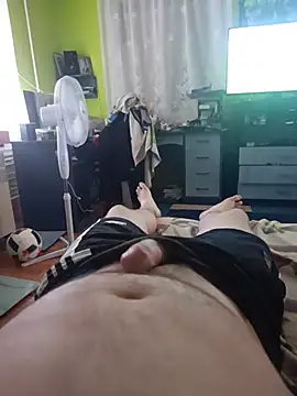 Snapshot of zsolt1910 chatting on August 2, 2:04 pm zsolt1910 online show from August 2, 2:04 pm
