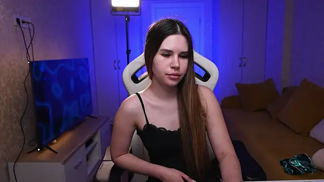 Snapshot of Justana chatting on April 7, 2:12 am Justana online show from April 7, 2:12 am