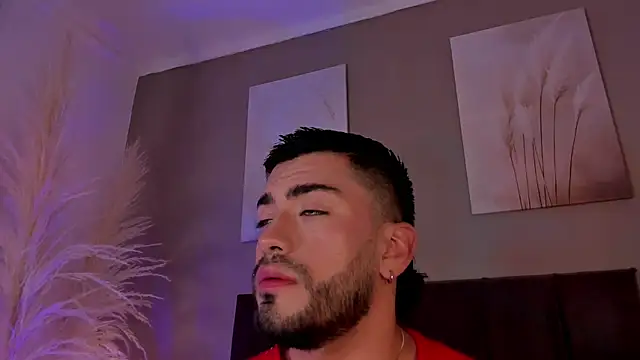 Snapshot of Alexander_Diazz chatting on July 11, 1:25 pm Alexander Diazz online show from July 11, 1:25 pm