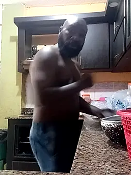 Snapshot of Salchichon18 chatting on May 11, 2:34 pm Salchichon18 online show from May 11, 2:34 pm