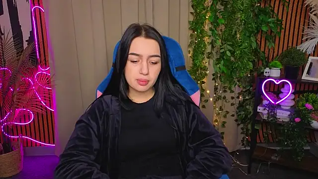 MargaretParker online show from April 12, 7:13 am