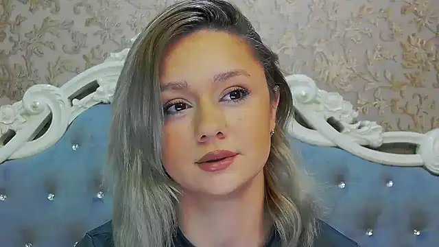 Ivy Quin online show from May 12, 3:36 am
