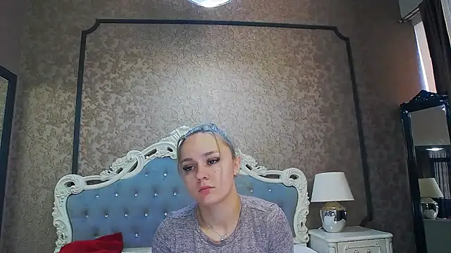 Ivy Quin online show from June 6, 5:12 am