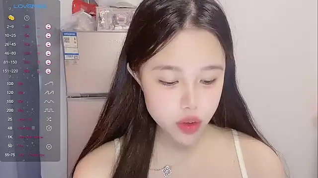 Snapshot of KaKa-01 chatting on June 26, 12:59 am KaKa-01 online show from June 26, 12:59 am