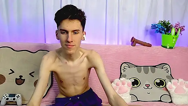 GoodBoyLuca online show from June 2, 11:29 pm