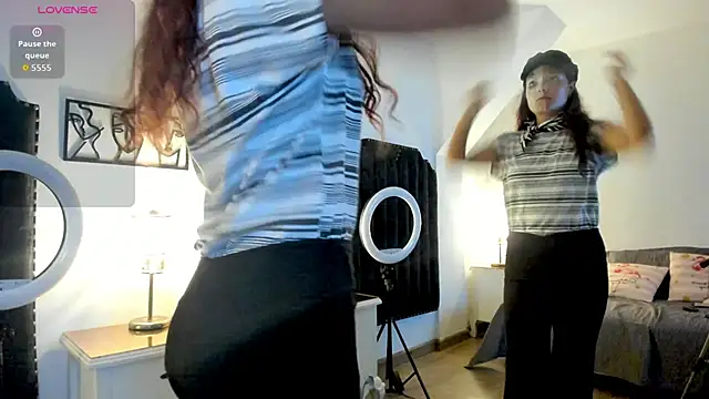 medoly03 online show from June 22, 2:57 am
