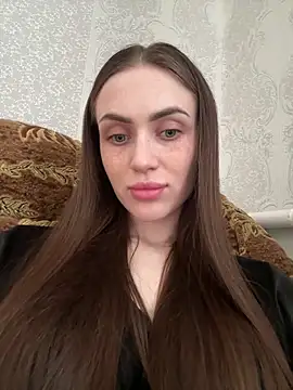 Snapshot of AlinaLove3213 chatting on April 10, 2:00 pm AlinaLove3213 online show from April 10, 2:00 pm