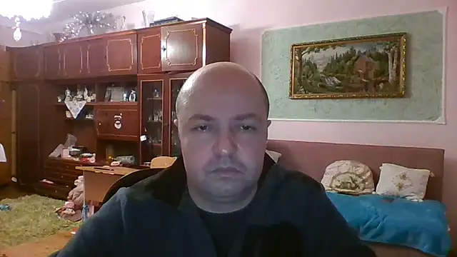 Snapshot of Luceriusbigass chatting on February 26, 5:17 pm Luceriusbigass online show from February 26, 5:17 pm