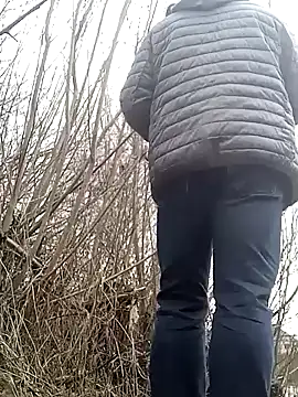 Snapshot of Luceriusbigass chatting on March 17, 11:21 am Luceriusbigass online show from March 17, 11:21 am