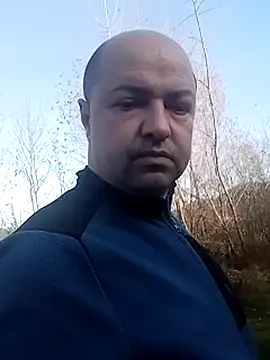 Snapshot of Luceriusbigass chatting on November 8, 11:21 am Luceriusbigass online show from November 8, 11:21 am