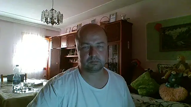 Snapshot of Luceriusbigass chatting on June 29, 4:07 pm Luceriusbigass online show from June 29, 4:07 pm