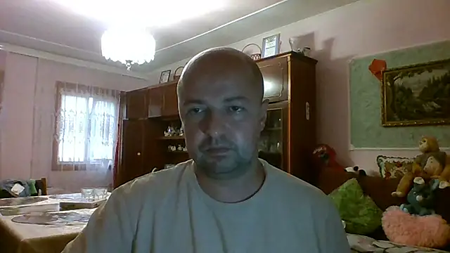 Snapshot of Luceriusbigass chatting on July 2, 5:08 pm Luceriusbigass online show from July 2, 5:08 pm