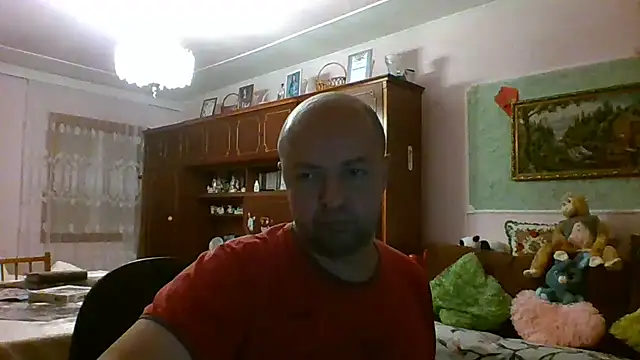 Snapshot of Luceriusbigass chatting on July 5, 7:32 pm Luceriusbigass online show from July 5, 7:32 pm