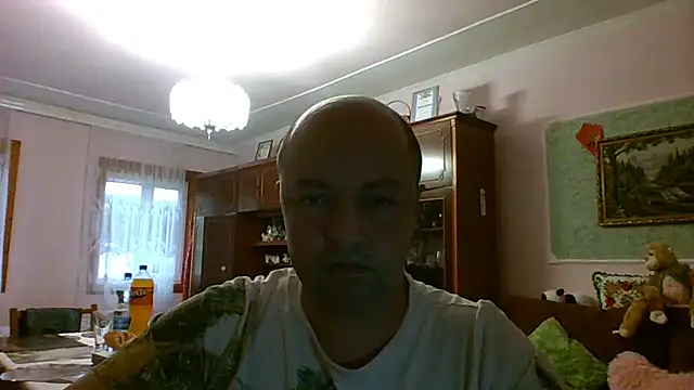 Snapshot of Luceriusbigass chatting on July 10, 5:48 pm Luceriusbigass online show from July 10, 5:48 pm
