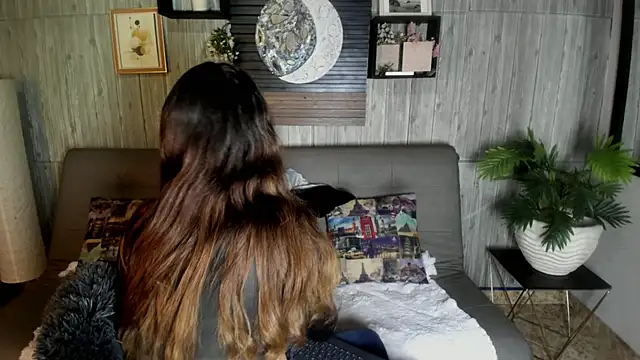 Snapshot of Alucarda666 chatting on June 6, 3:55 am Alucarda666 online show from June 6, 3:55 am