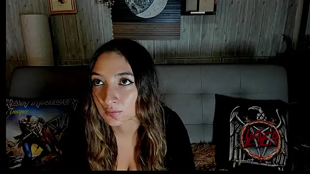 Alucarda666 online show from July 4, 9:10 pm