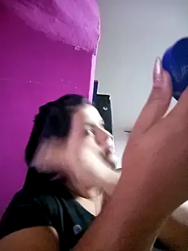 Sofia Moon01 online show from April 18, 2:59 am