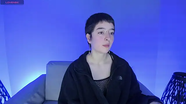 Snapshot of Atheena__ chatting on June 5, 12:11 pm Atheena online show from June 5, 12:11 pm