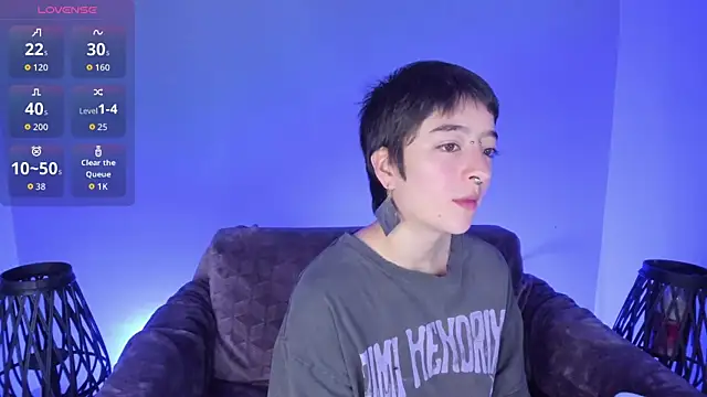 Snapshot of Atheena__ chatting on July 17, 12:12 pm Atheena online show from July 17, 12:12 pm