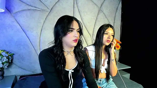 Kimora Blaze online show from April 14, 9:21 pm