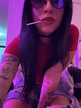 Kattze  online show from May 2, 1:21 am