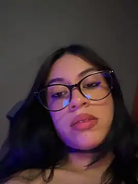 Snapshot of Kattze_ chatting on July 17, 3:24 am Kattze online show from July 17, 3:24 am