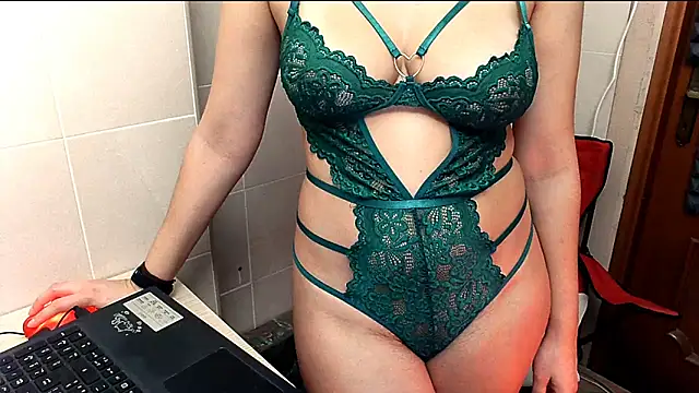 littledream20 online show from February 27, 4:56 am