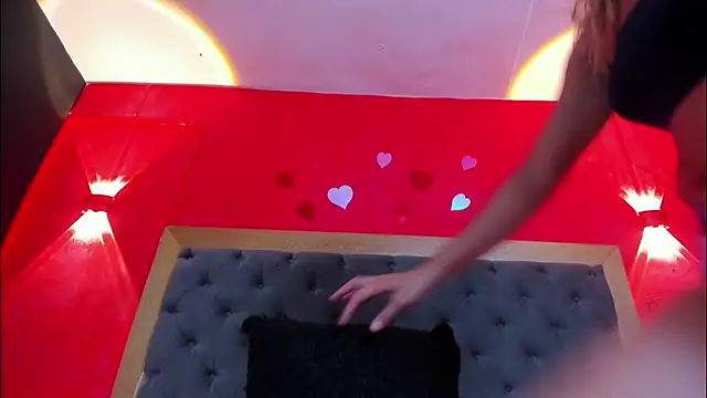 RosyRoos online show from May 3, 11:38 am