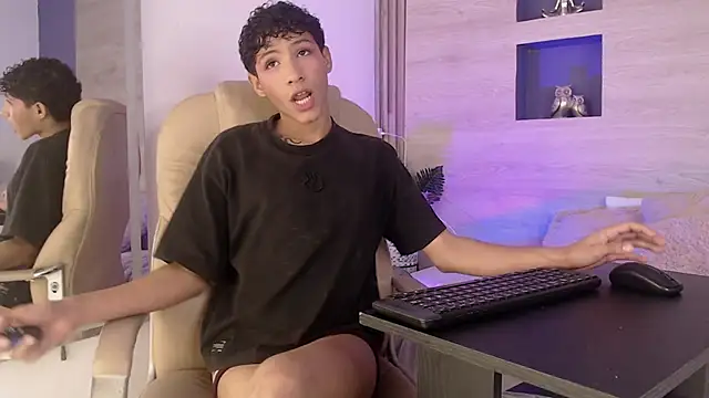 Velvet An online show from April 22, 4:15 am