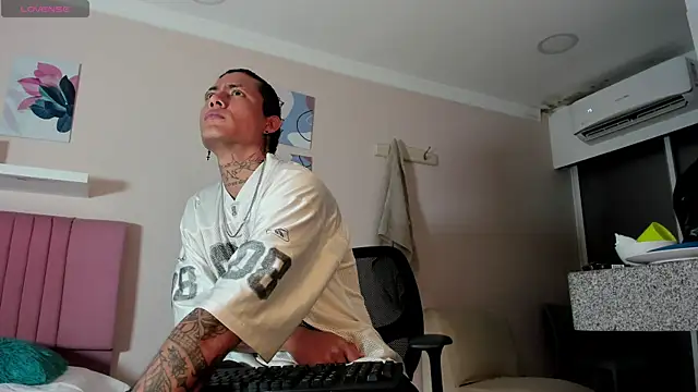 Damian Romanoff online show from April 24, 4:59 am