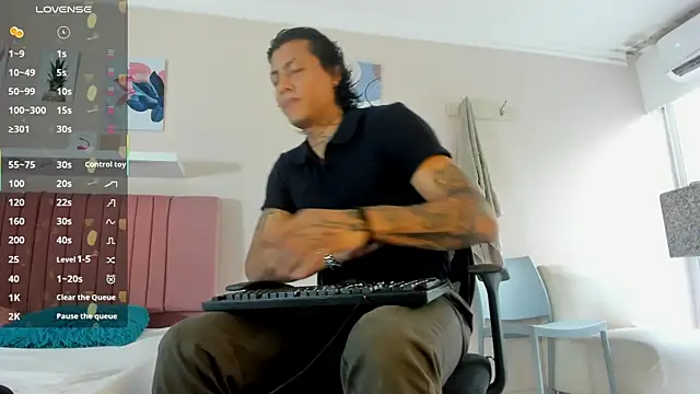 Damian Romanoff online show from May 10, 7:19 pm