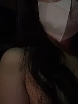 Tieu Vy online show from April 9, 6:24 pm