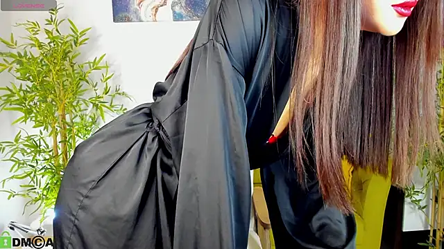 Snapshot of Riddle_Lay chatting on May 16, 10:36 am Riddle Lay online show from May 16, 10:36 am