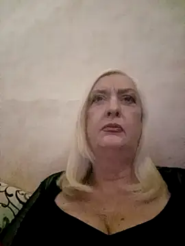 Julia20X online show from April 14, 3:51 pm