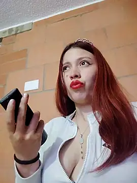 Snapshot of MorganaTheQueen chatting on April 28, 1:59 am MorganaTheQueen online show from April 28, 1:59 am