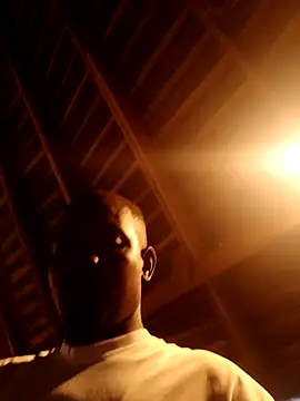 Snapshot of Juclarke12 chatting on April 15, 6:04 pm Juclarke12 online show from April 15, 6:04 pm