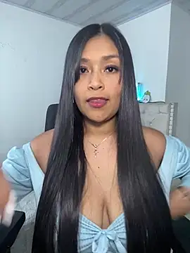 Snapshot of Simplemente_Aurora chatting on July 10, 10:01 pm Simplemente Aurora online show from July 10, 10:01 pm