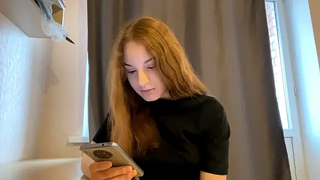  StillHeart  online show from April 11, 6:29 am