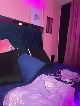 canela sweet5 online show from April 11, 2:38 am