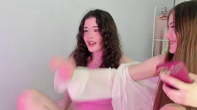 ChloeBlisss online show from May 16, 7:27 am