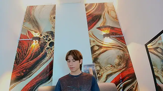 RAPHAEL NYON1 online show from June 3, 3:53 am
